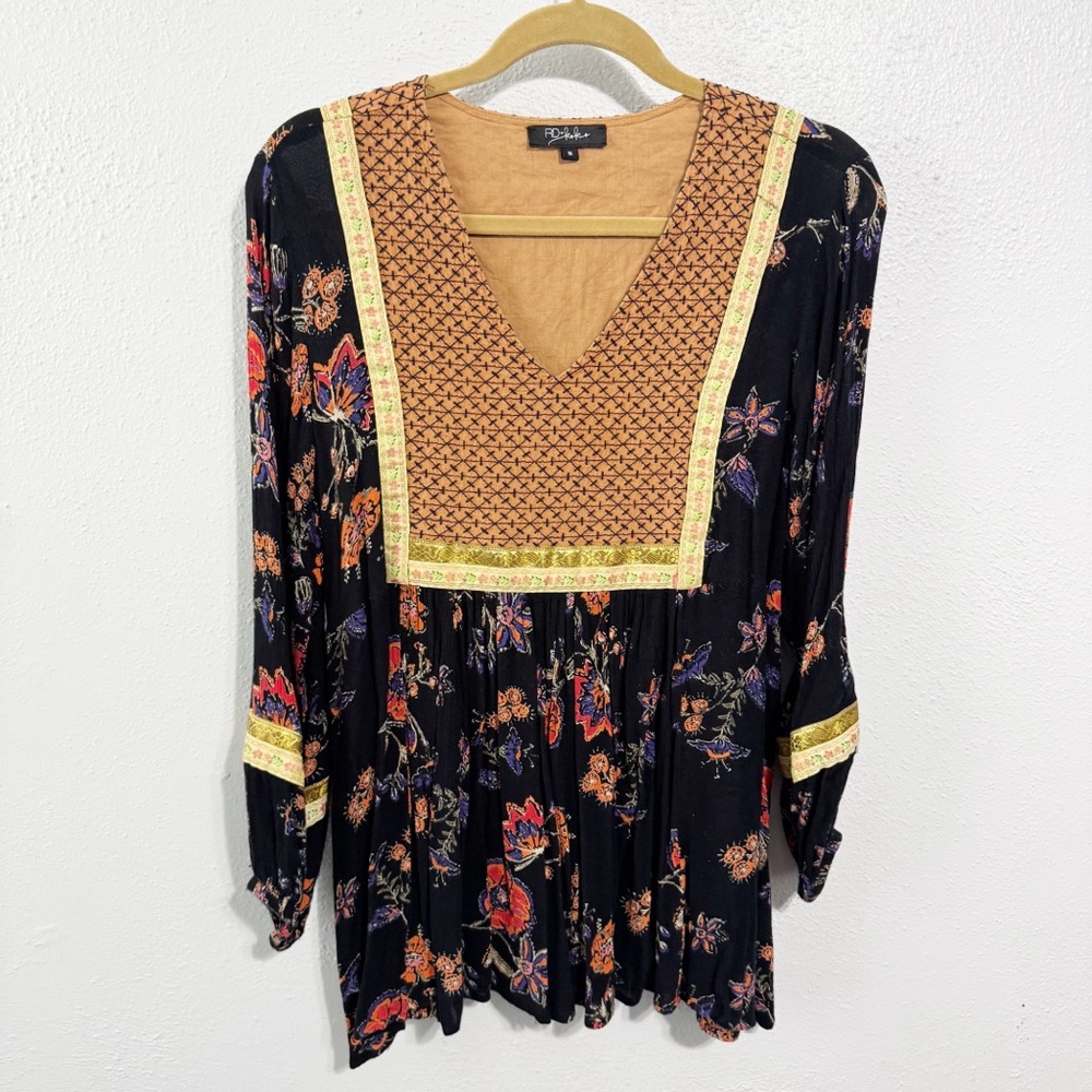 RD & koko mixed media trapeze top size med